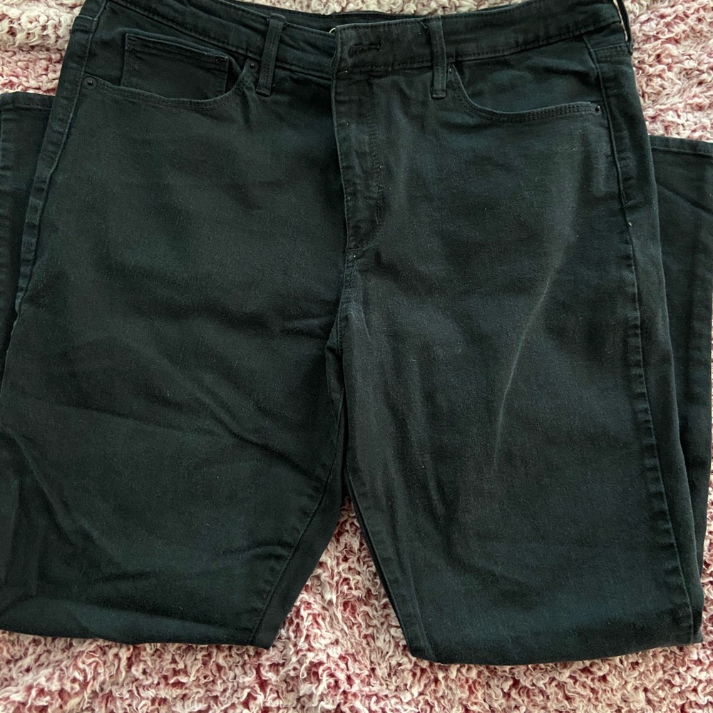 Black high waisted skinny jeans